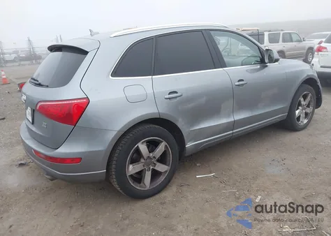 2010 Audi Q5 3.2 Premium из США, поврежденный, VIN WA1VKAFP2AA021710